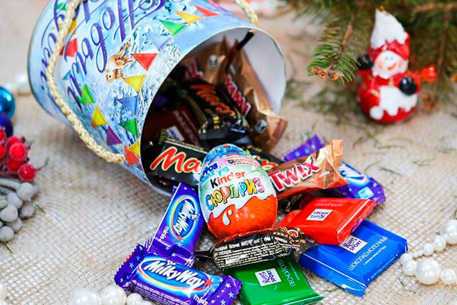 25.12 16:00 Более 150 тысяч сладких подарков получат дети Ульяновской области в рамках акции «Дед Мороз живёт в каждом из нас»