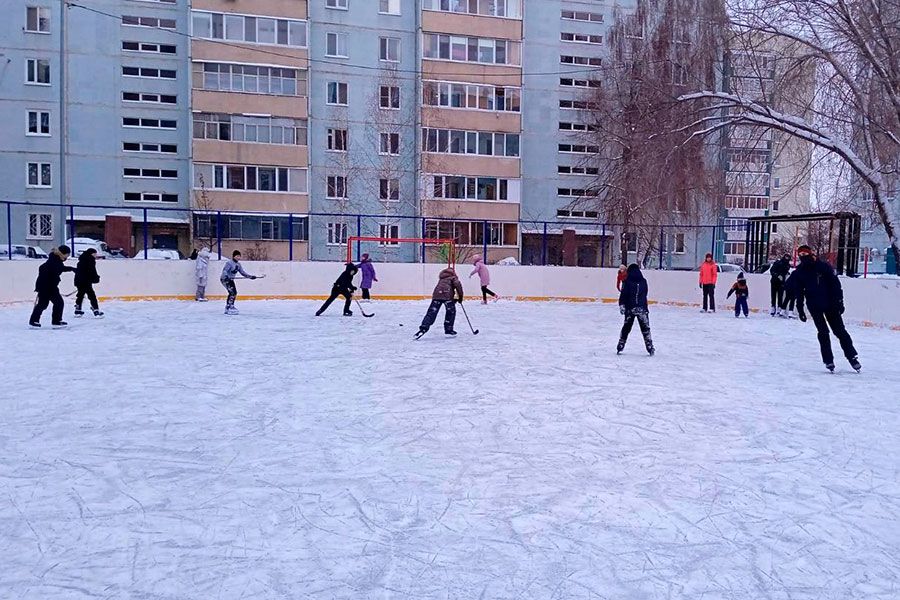 19.01 08:00 Во дворах Ульяновска проходят бесплатные спортивные тренировки для детей