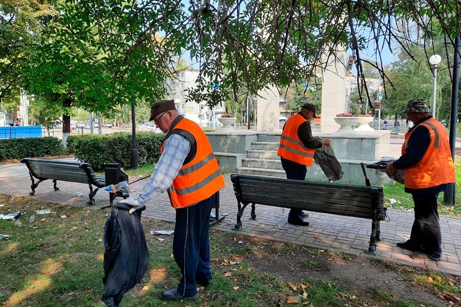 16.09 08:00 Вчера с территории Ульяновска вывезли 215 кубометров мусора
