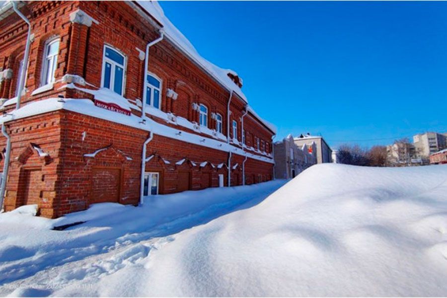 27.02 13:00 Ульяновских собственников торговых объектов могут привлечь к ответственности за некачественную уборку снега и наледи на их территории
