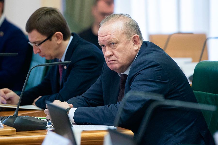 Председателю областного парламента Валерию Малышеву никто не обещал легкой жизни