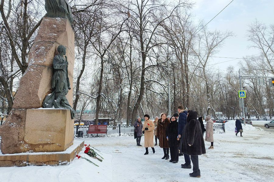 25.01 14:00 В Ульяновской области почтили память Ильи Николаевича Ульянова