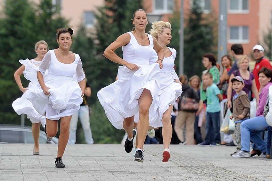07.07 09:00 В субботу в Ульяновске пройдет ежегодный забег молодоженов “Love Fest Run”