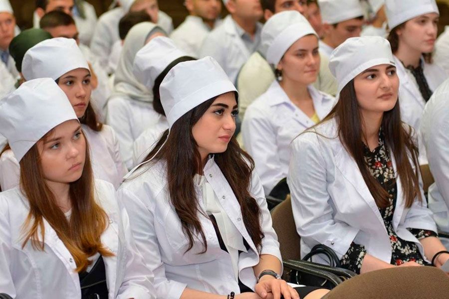 18.09 14:00 Более тысячи школьников пройдут профпробы на базе медицинских учреждений Ульяновской области