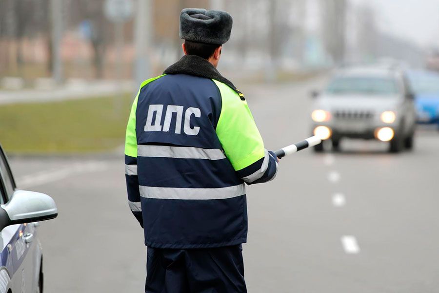18.04 15:00 Ульяновского водителя оштрафовали за попытку дать взятку сотруднику ГИБДД на 20 тыс. рублей