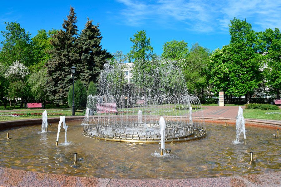 10.04 15:00 МУП «Ульяновскводоканал» готовит к работе 17 фонтанов