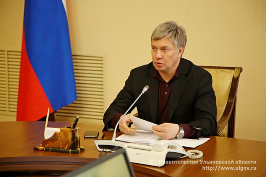 12.12 10:00 Алексей Русских принял решение увеличить размер сразу двух ежемесячных пособий