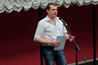 Главврач Мидленко: «слил» губернатора, «заболел» и уволился