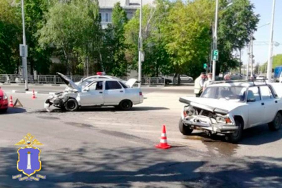 19.05 15:00 ДТП на улице Локомотивная, пострадавшим оказана медицинская помощь