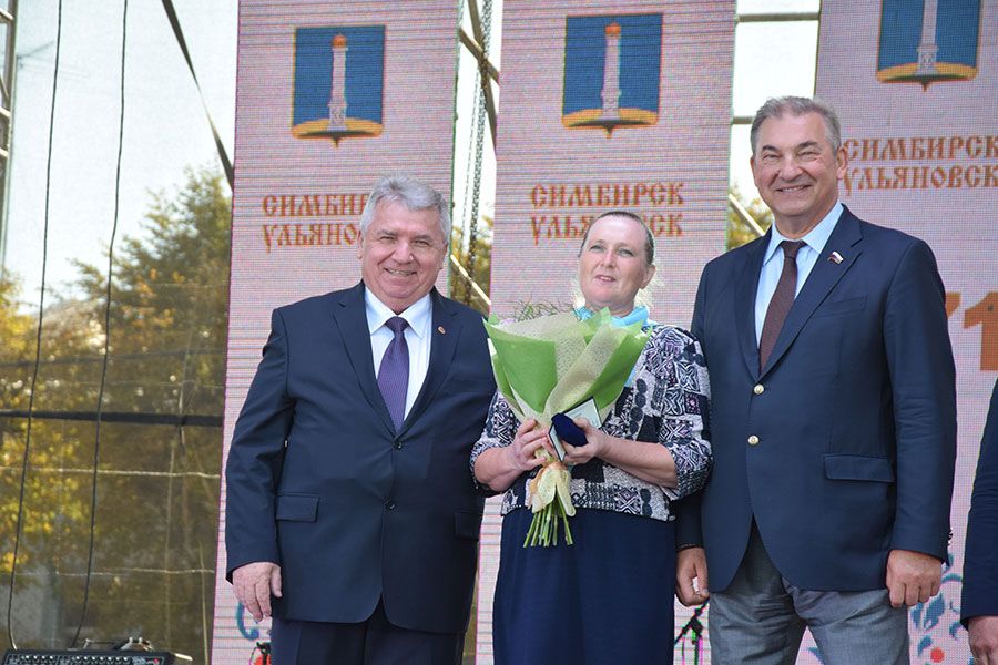 09.09 08:00 В День города в Ульяновске чествовали выдающихся горожан