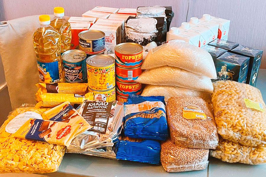 22.10 08:00 В Ульяновске продолжается выдача продовольственных наборов школьникам