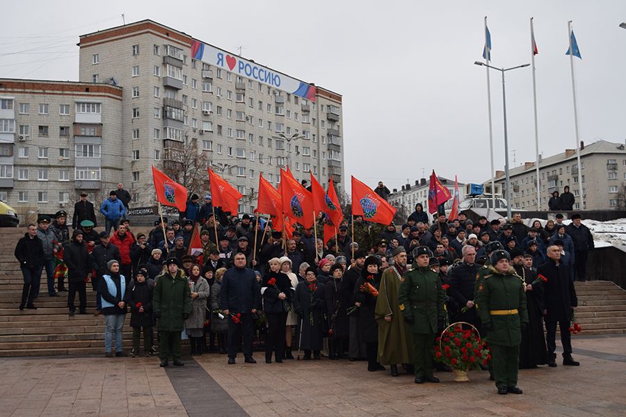 12.12 09:00 В Ульяновске прошел митинг-реквием, посвященный Дню ввода войск на территорию республик Северного Кавказа