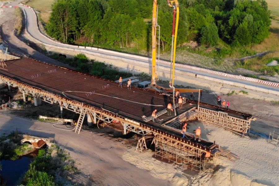 13.07 11:00 В Ульяновской области строят монолитный мост через реку Борла