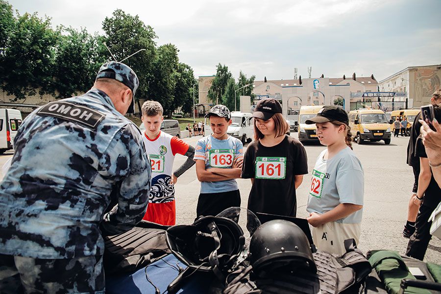 12.07 14:00 Ульяновские росгвардейцы стали почетными гостями на фестивале ГТО среди школьников