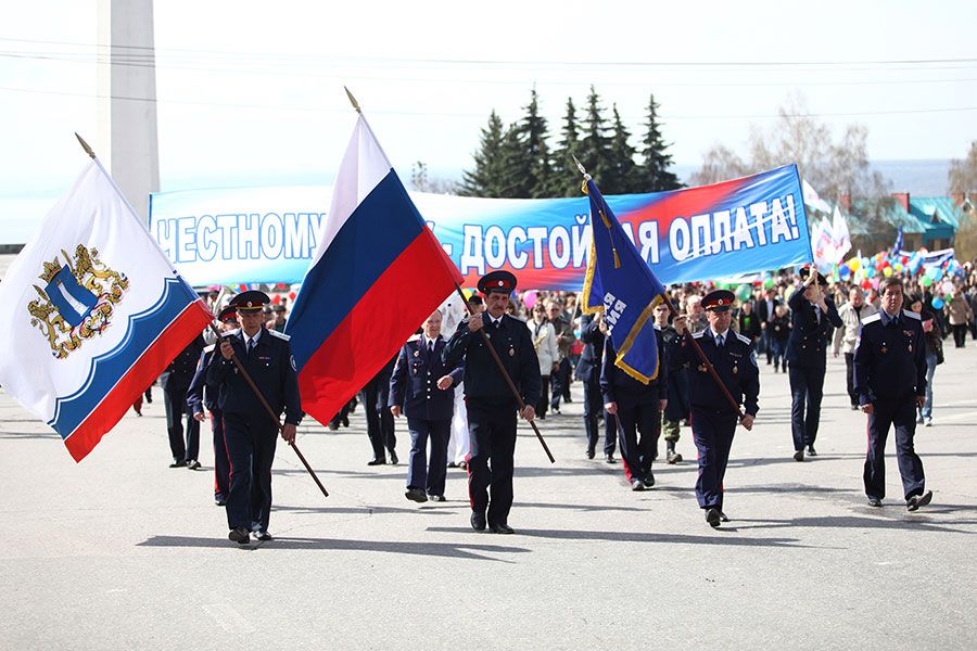 26.04 09:00 Митинг-шествие, открытие парков и фонтанов: в Ульяновске отметят День весны и труда