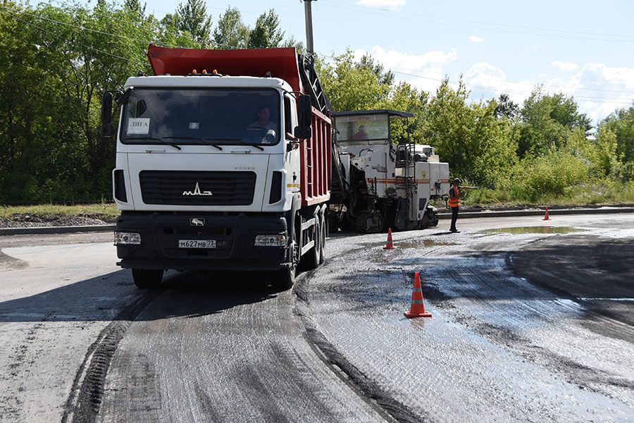17.07 08:00 По нацпроекту «Безопасные качественные дороги» в Ульяновске идёт ремонт семи дорог