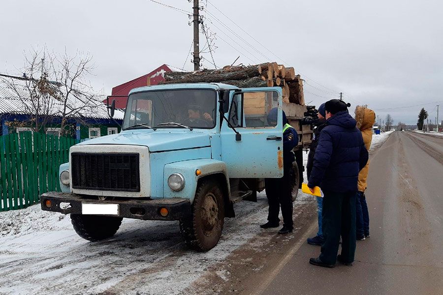 17.12 14:00 В преддверии нового года в Ульяновской области усилены дежурства в лесах