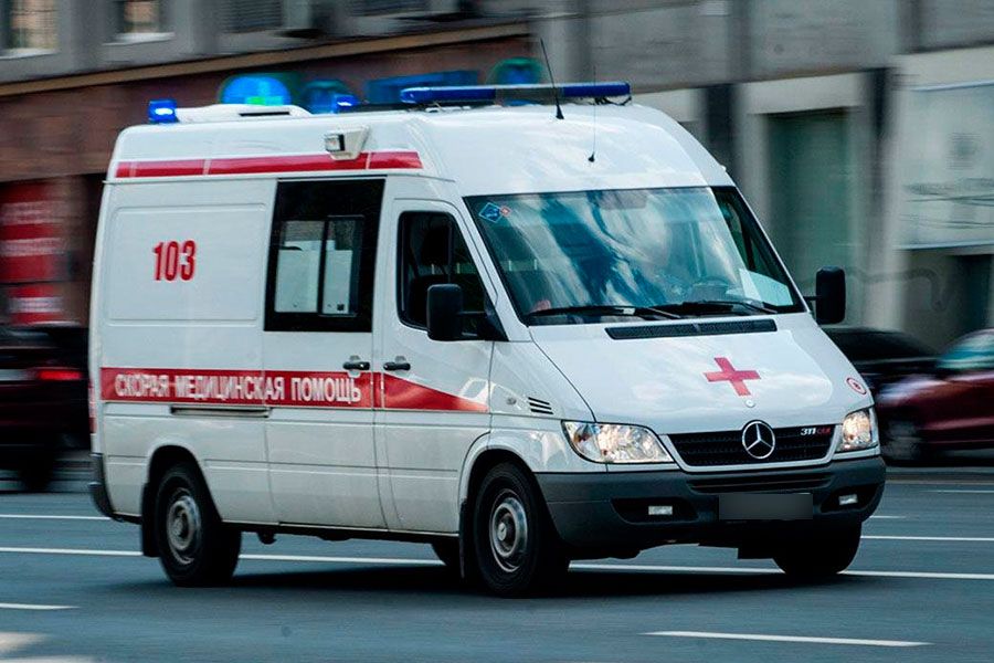 13.11 17:00 В Ульяновске проводится проверка по факту нанесения телесных повреждений сотруднику скорой медицинской помощи, приехавшему по вызову пациентки