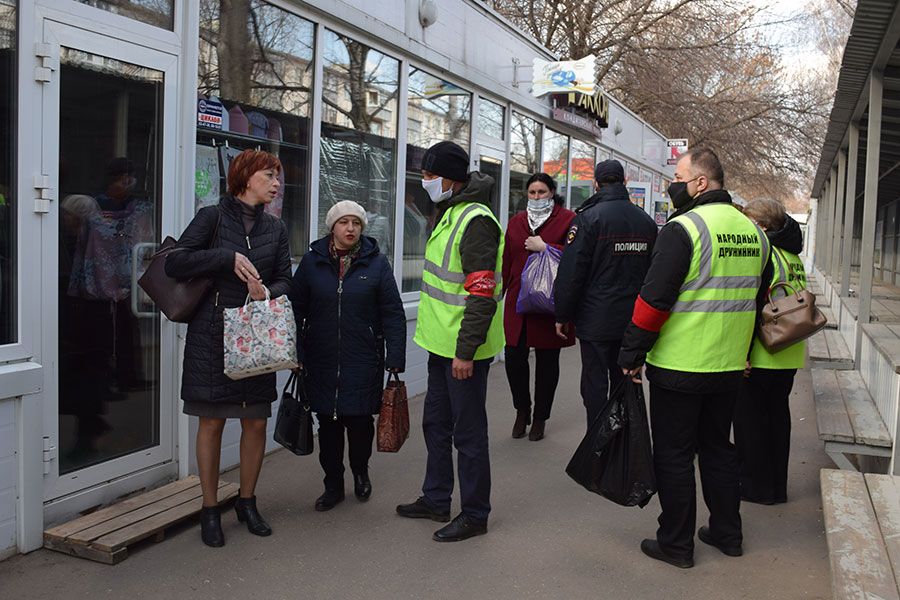 10.04 12:00 В Ульяновске народные дружинники проверили 350 торговых точек