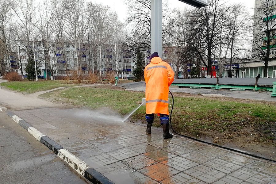 13.04 08:00 В Ульяновске регулярно проводится дезинфекция общественных пространств