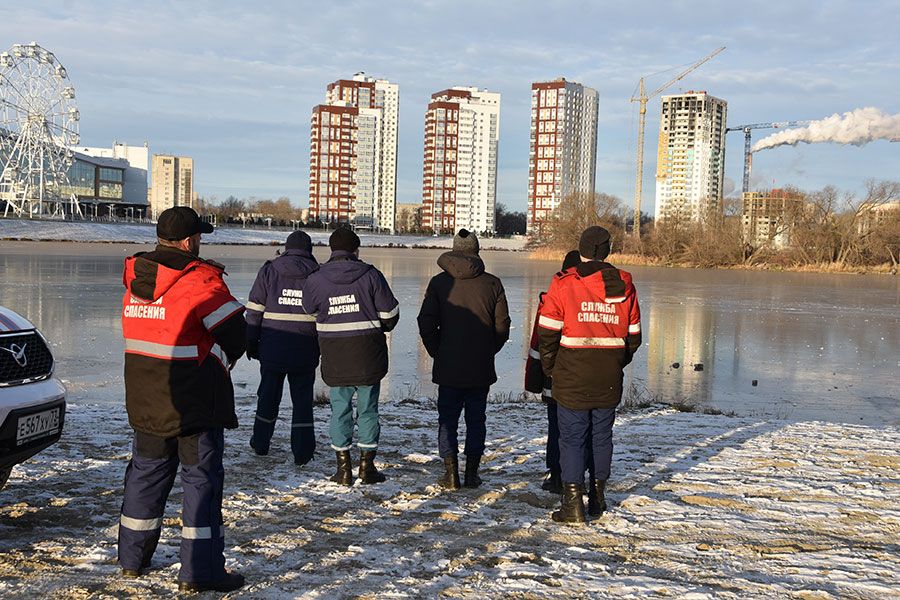 19.11 15:00 Ульяновские спасатели предупреждают жителей об опасности выхода на неокрепший лёд