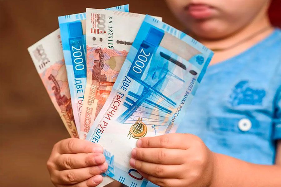 02.06 10:00 Более пяти тысяч семей Ульяновской области оформили повышенные выплаты на детей с 3 до 7 лет
