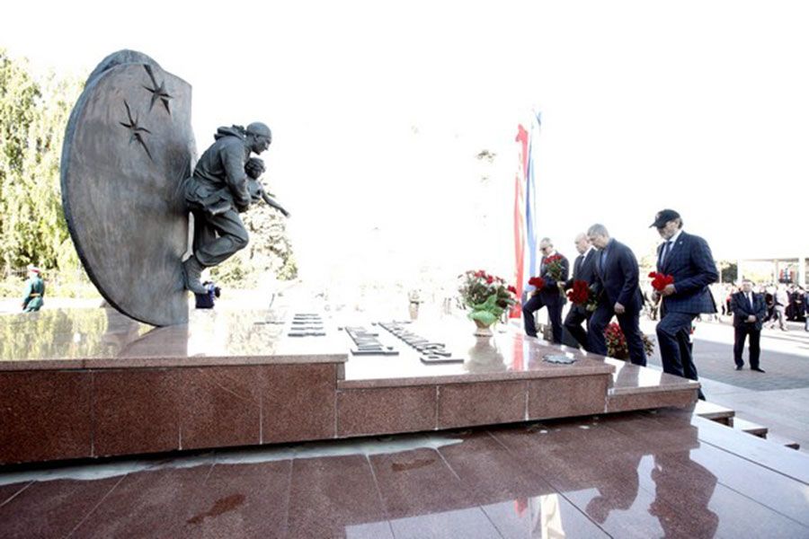 05.09 09:00 В Ульяновске прошли памятные мероприятия, посвящённые Дню солидарности в борьбе с терроризмом