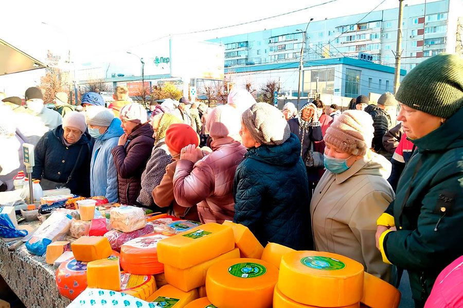21.11 16:00 Порядка 12 тысяч человек посетили продовольственную ярмарку в Заволжье