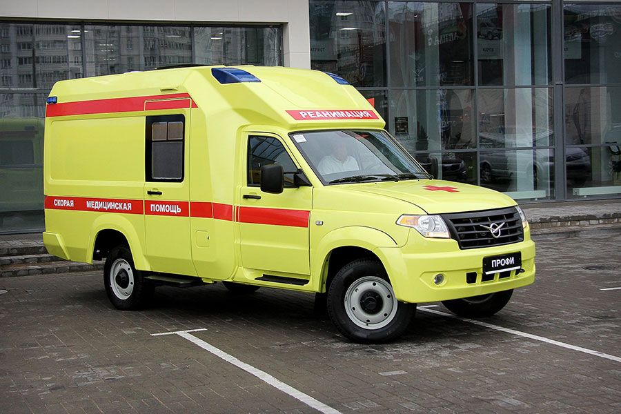 23.11 10:00 В лечебные учреждения Ульяновской области передано 34 автомобиля скорой помощи