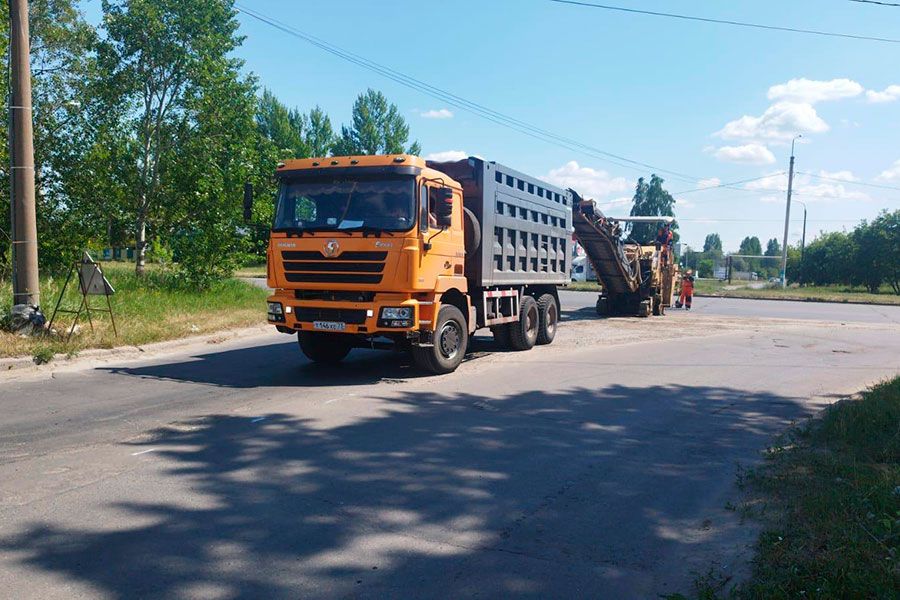 19.06 11:00 По нацпроекту «Безопасные качественные дороги» в Ульяновске ремонтируют две улицы