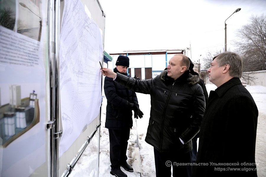 11.01 08:00 Алексей Русских проверил итоги реконструкции канализационного коллектора на проезде Нефтяников в Ульяновске