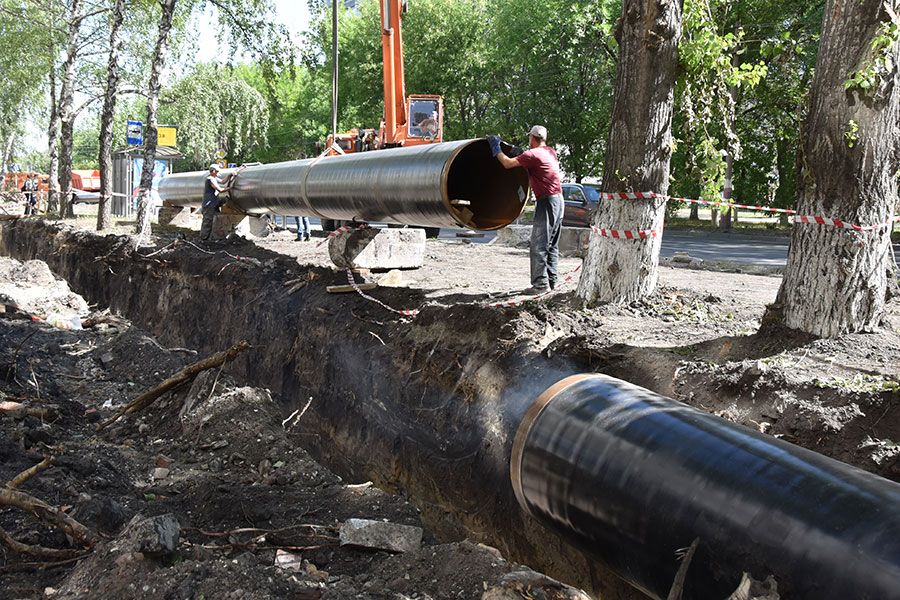 29.08 17:00 Монтаж нового канализационного коллектора в Ульяновске вышел на проспект Гая