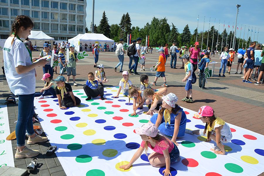 16.08 16:00 Ульяновцев приглашают на фестиваль мороженого и танцевальный вечер «Латина-Пати»