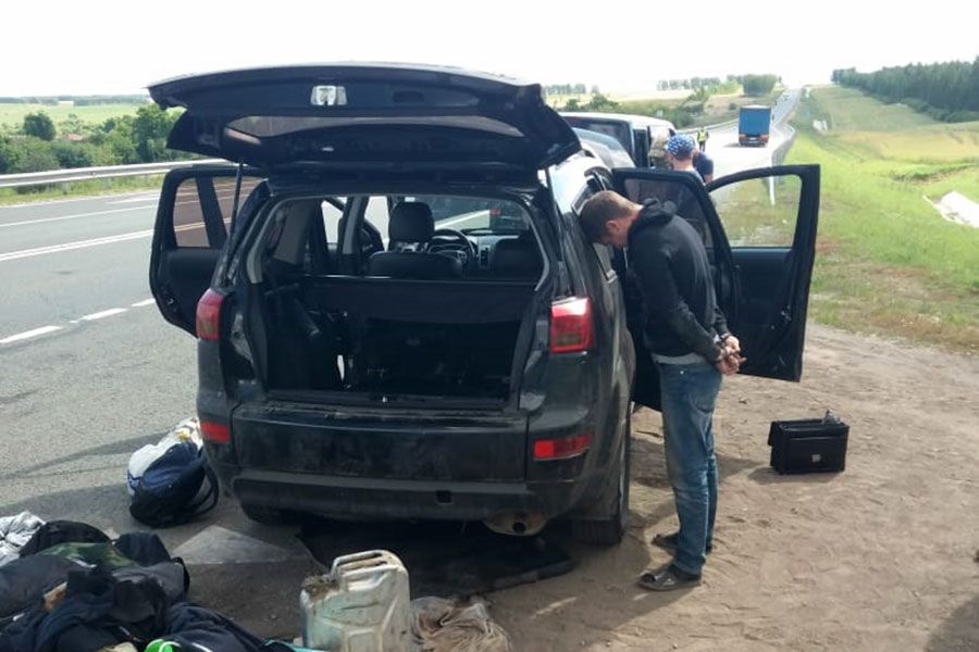 В Ульяновской области осужден курьер, пытавшийся доставить в различные регионы Российской Федерации более 8,5 кг наркотических средств и психотропных веществ