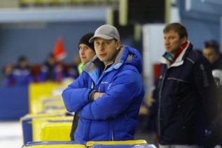 Главный тренер хоккейной команды «Волга» не выдержал нервного напряжения