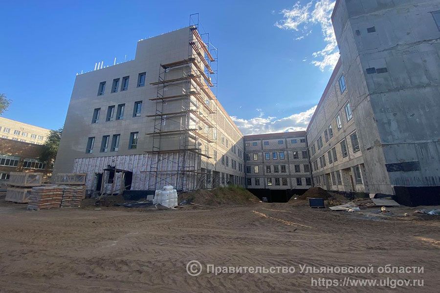 30.08 16:00 В Ульяновской области продолжается строительство детского инфекционного корпуса