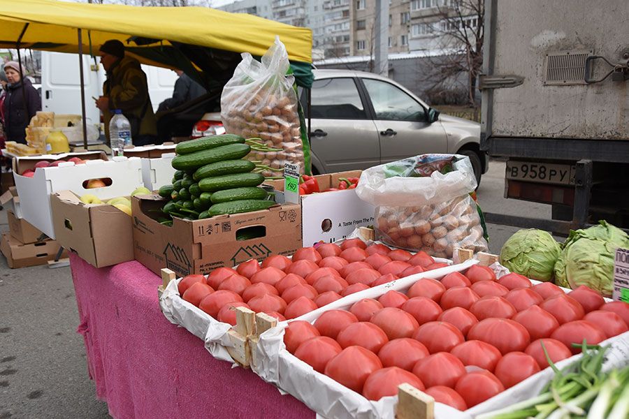 11.04 12:00 Около 40 тонн сельскохозяйственных товаров было продано на ярмарке в Заволжском районе