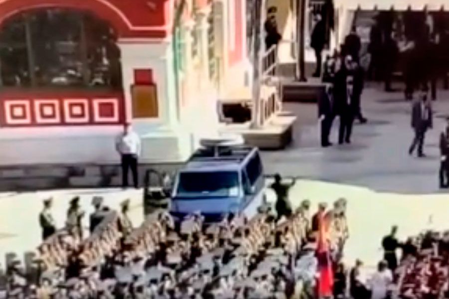СМИ узнали детали конфликта ФСБ с солдатом перед парадом Победы (видео)