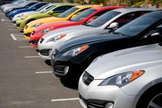 За неделю мобилизации спрос на автомобили снизился на треть