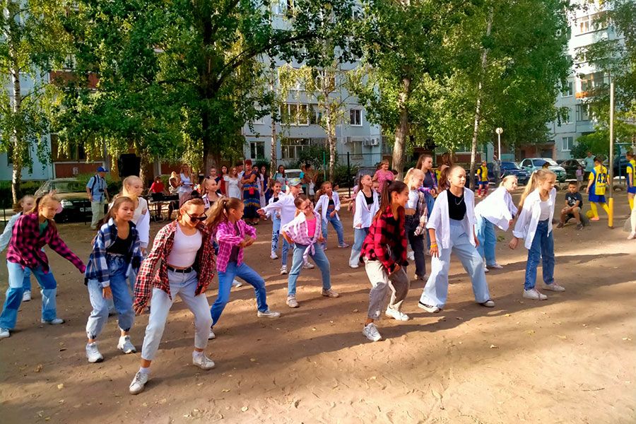 31.08 15:00 Проект &quot;Лето во дворах&quot; охватил более 20 тысяч юных ульяновцев