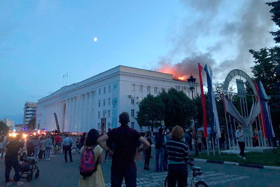 Срочно! Пожар в Доме Правительства Ульяновской области