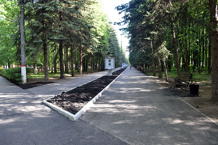 16.06 17:00 По нацпроекту «Безопасные и качественные дороги» полностью завершён ремонт улицы Ипподромной
