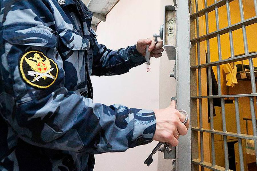 18.05 15:00 В Димитровграде осужденный напал на сотрудника колонии