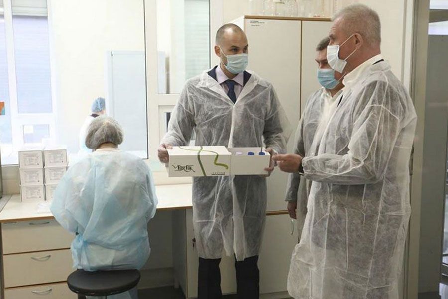 20.05 10:00 Компания «ТестГен» передала Ульяновской области десять тысяч тестов для диагностики коронавируса