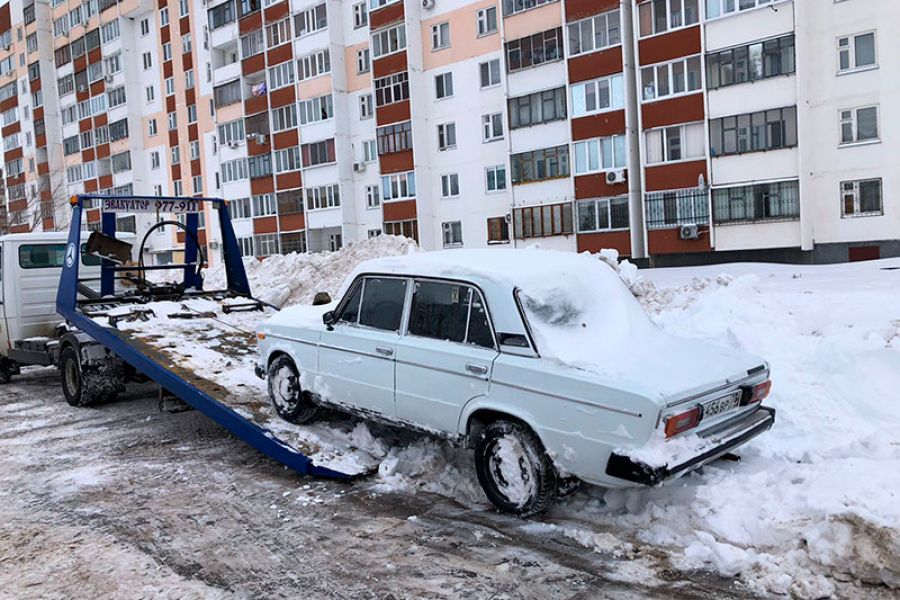17.01 15:00 В Ульяновске началась эвакуация автомобилей, мешающих очистке дорог