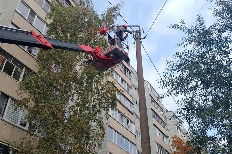06.10 17:00 В Ульяновске заменили почти 190 километров сетей наружного освещения