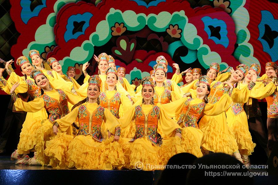 21.11 15:00 В Ульяновской области отметили 25-летие со дня образования татарской национально-культурной автономии