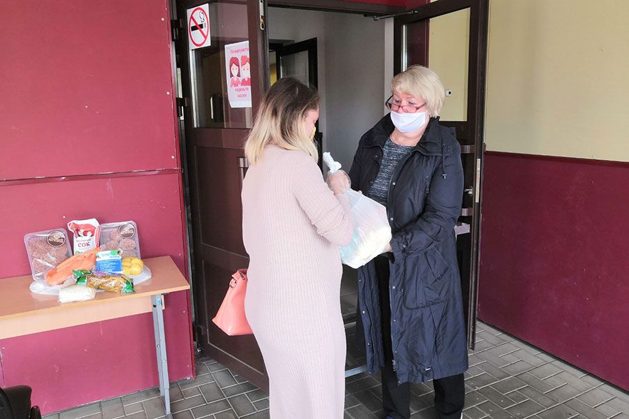 16.10 08:00 В Ульяновске возобновили выдачу продовольственных наборов школьникам