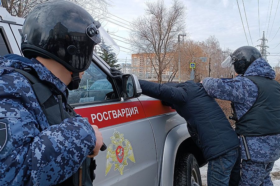 25.01 10:00 В Димитровграде сотрудники Росгвардии задержали нетрезвого водителя