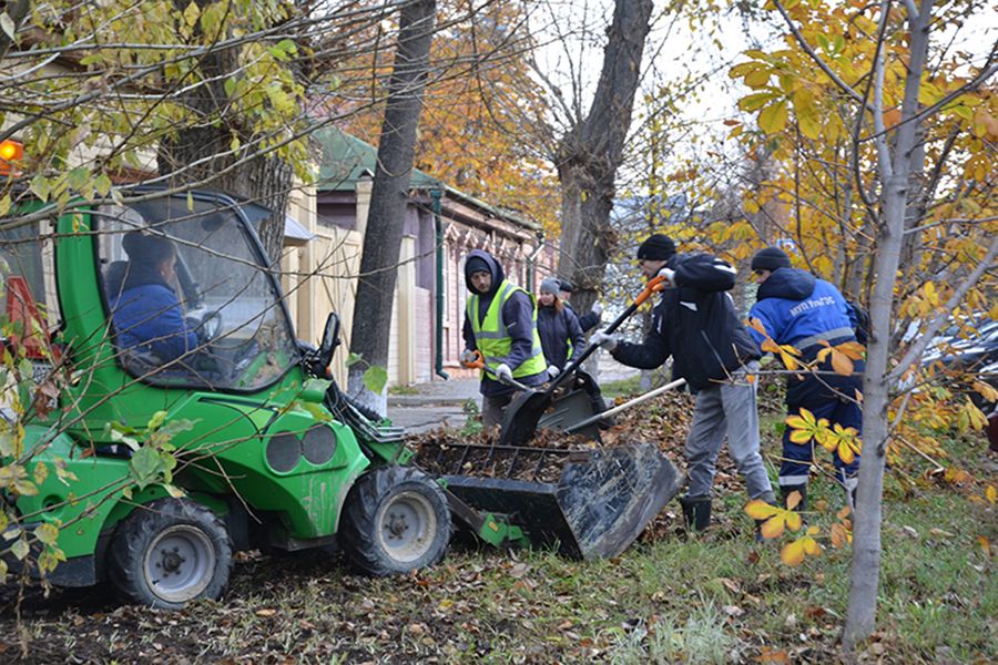 21.10 08:00 С улиц Ульяновска вывезли почти тысячу кубометров мусора